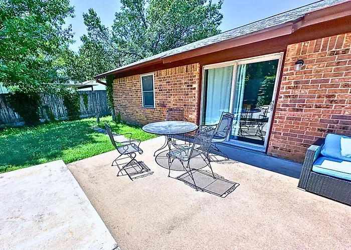 Tx Speedway Studio: Desk + Cowboy Dipping Pool By Vacation Your Way * Fort Worth