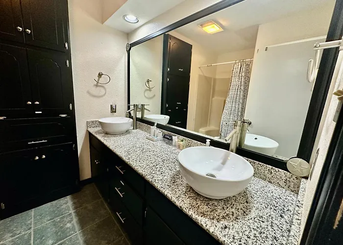 Casa de férias Tx Speedway Studio: Desk + Cowboy Dipping Pool By Vacation Your Way